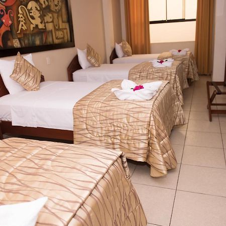 Hotel Presidente トルヒーリョ エクステリア 写真